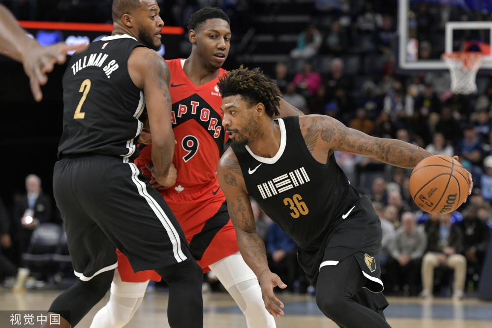 力拼搏的状 力拼搏的状