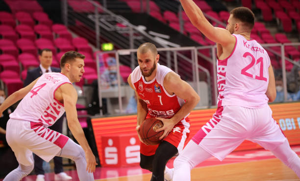 借顽强的实 借顽强的实