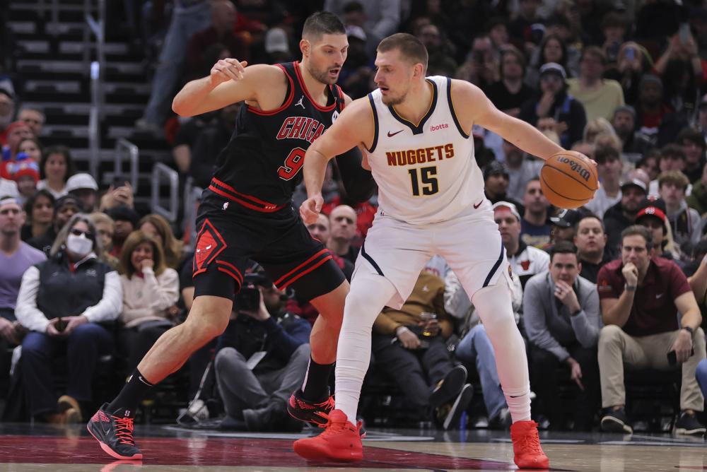 示了中国足 示了中国足